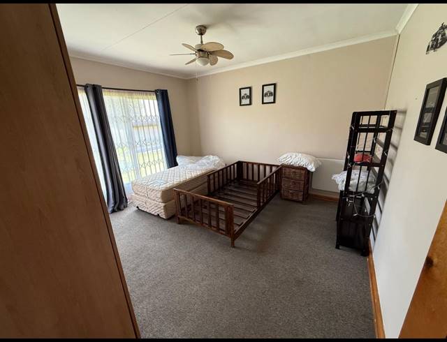 3 BEDROOM HOUSE FOR SALE IN VANDERBIJLPARK SE 8